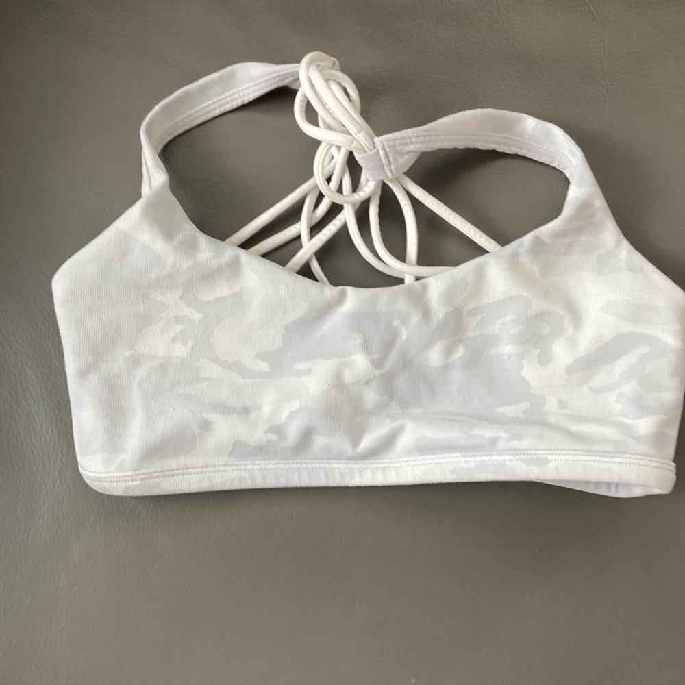 Lululemon bra